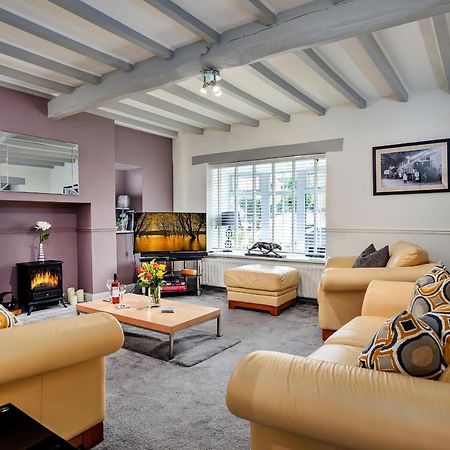 Finest Retreats - Cloggers Cottage Darley Екстер'єр фото