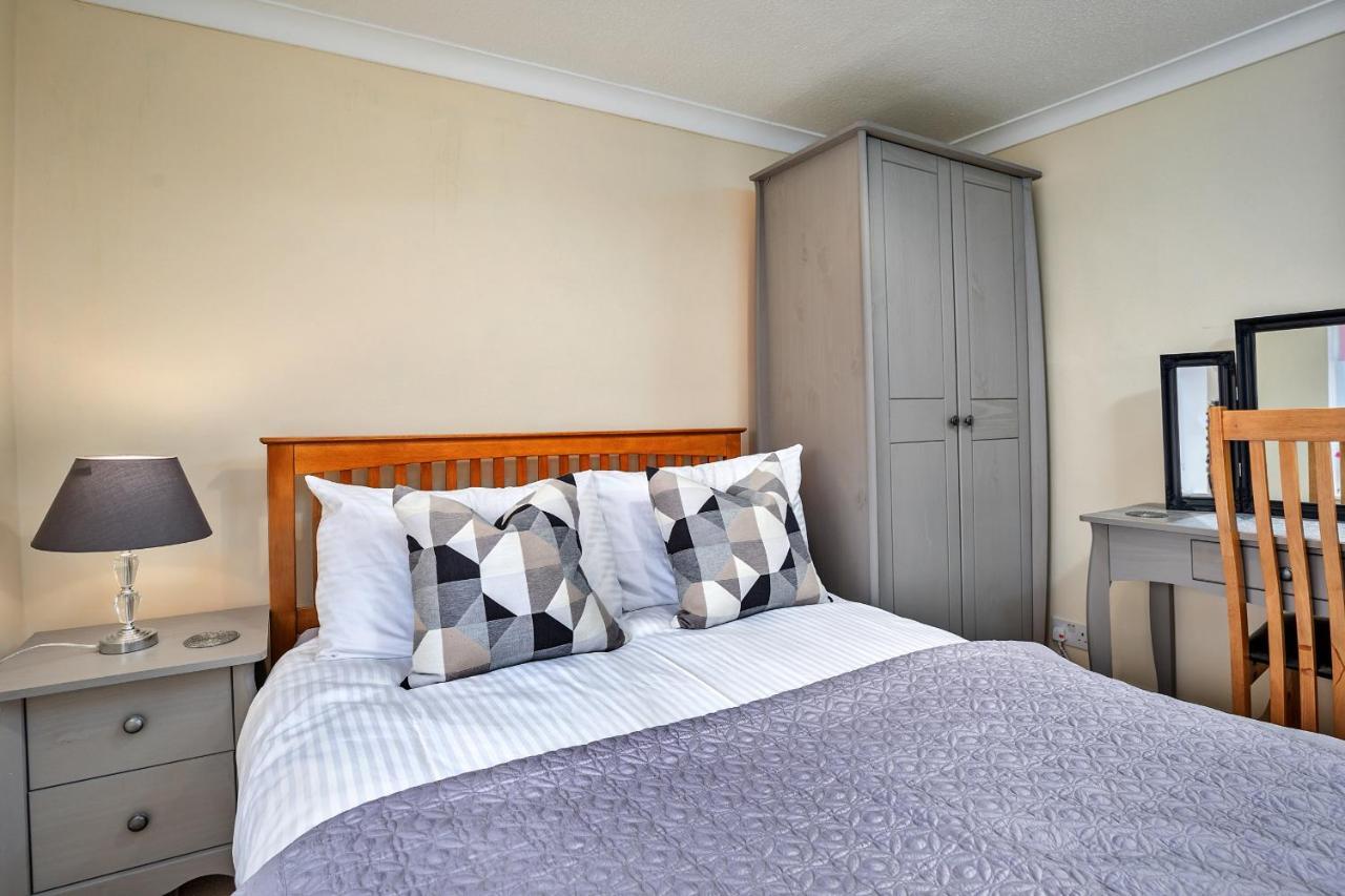 Finest Retreats - Cloggers Cottage Darley Екстер'єр фото