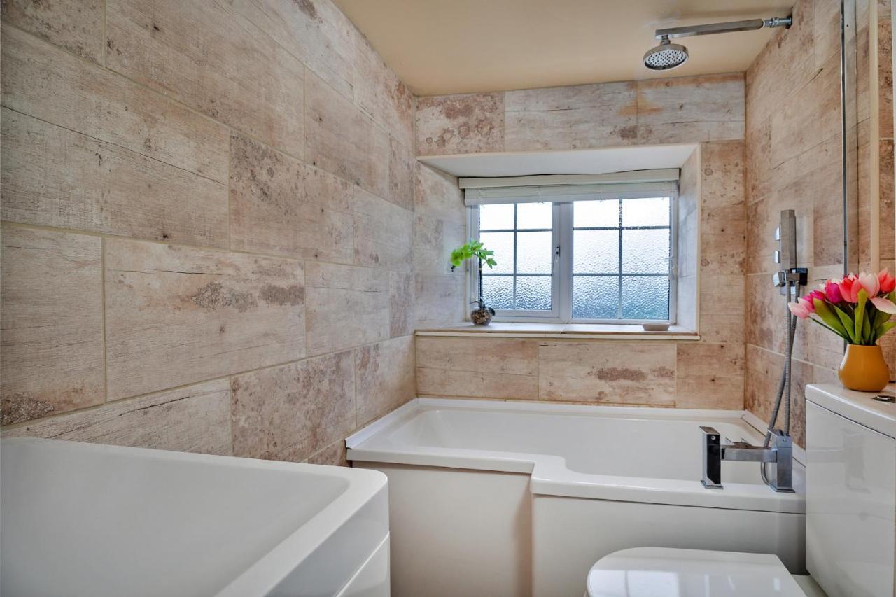 Finest Retreats - Cloggers Cottage Darley Екстер'єр фото